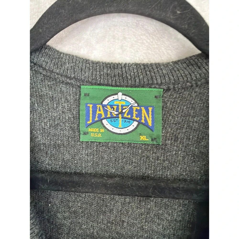 NWOT VTG 80s Jantzen Mens XL Gray‎ V-Neck Knit Sweater Vest Made in USA Acrylic